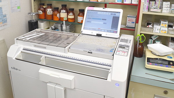 らら薬局須磨南町店の調剤器具