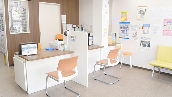 らら薬局菅の台店の受付/カウンター