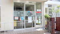 らら薬局菅の台店の入口