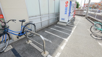 キリン堂薬局　逆瀬川店の駐輪場