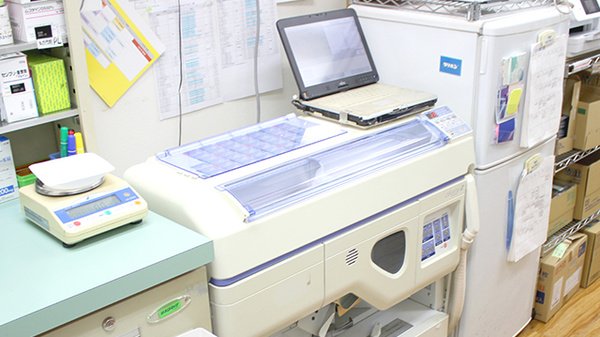 中央町さつき薬局の調剤器具