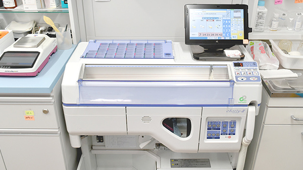 らら薬局中一色南店の調剤器具