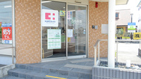 らら薬局中一色南店の入口