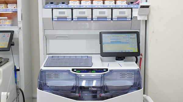 ツバサ薬局西武庫店の調剤器具