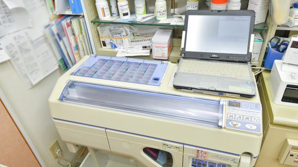 ただ薬局の調剤器具