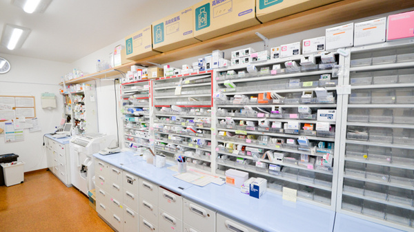 なつめ薬局の調剤室