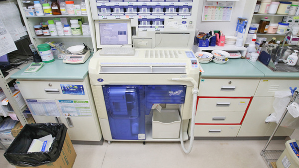 南光薬局の調剤器具