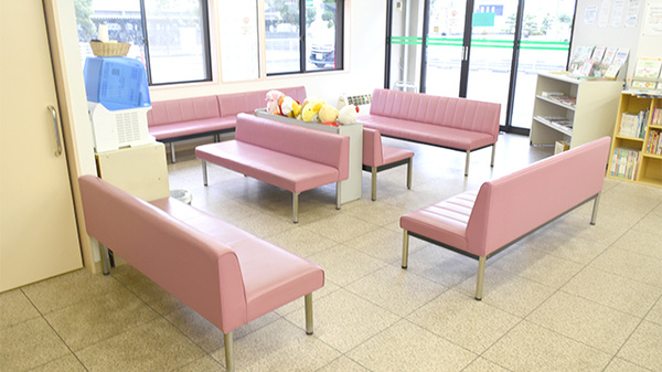 中尾調剤薬局大津店の待合スペース