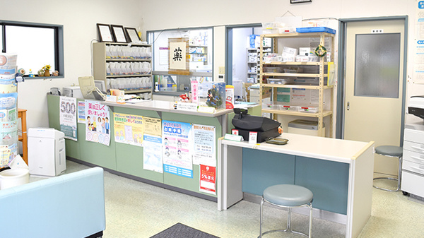 あいりす薬局ひまわり店の受付/カウンター
