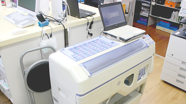 ハピネスさくら薬局の調剤器具