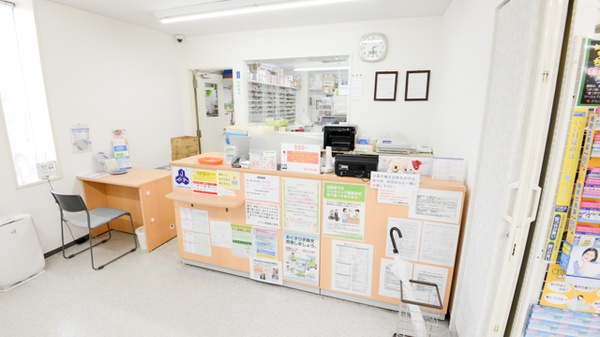 キリン堂薬局　上牧店の受付/カウンター