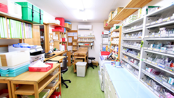幸生堂薬局 日置店の調剤室