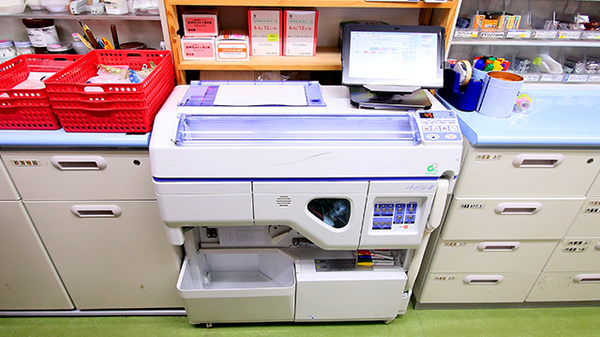幸生堂薬局 日置店の調剤器具