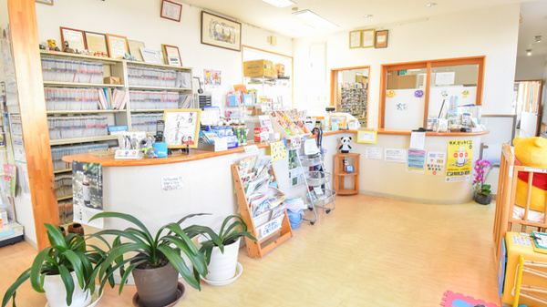 かも調剤薬局の受付/カウンター
