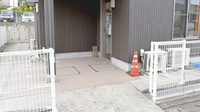 なるたき薬局の入口