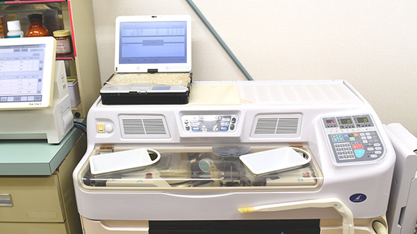 サカエ薬局山南店の調剤器具