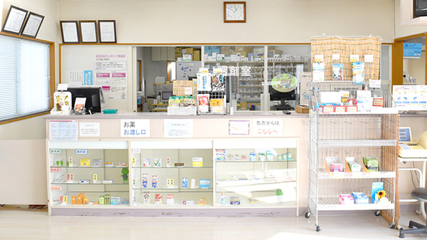 サカエ薬局赤坂店の受付/カウンター