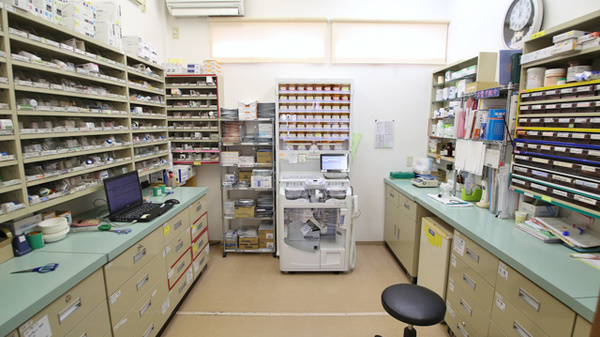 吉野薬局の調剤室