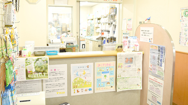 タウン薬局安東店の受付/カウンター