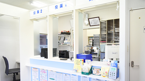 びーだま薬局の受付/カウンター