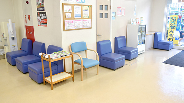 あいおい橋薬局の待合スペース