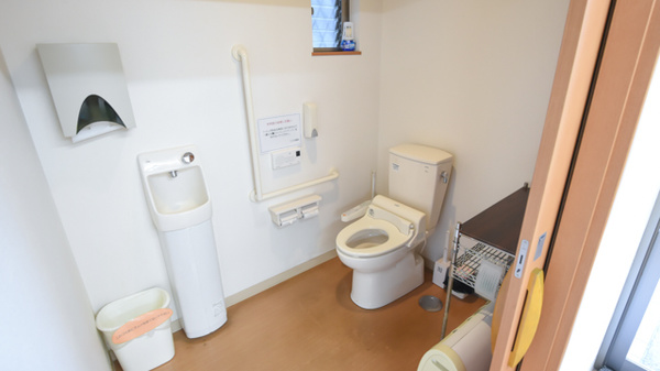 こごみ薬局のお手洗い