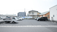ありす薬局東尾道店の駐車場