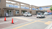 ひので薬局本館の駐車場