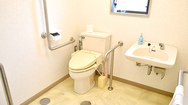 因島センター薬局のお手洗い