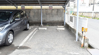 旭町薬局の駐車場