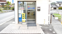 賀茂セルム薬局の入口