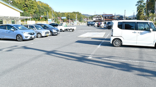 あかね薬局高屋店の駐車場