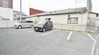 東広島タカズミ薬局の駐車場