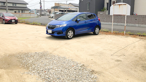 川北薬局の駐車場