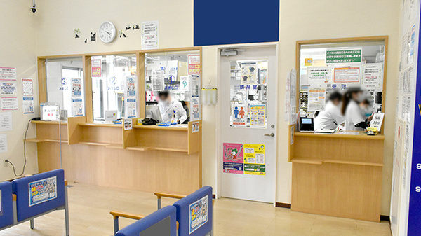 サンキュードラッグ　上田中町薬局の受付/カウンター