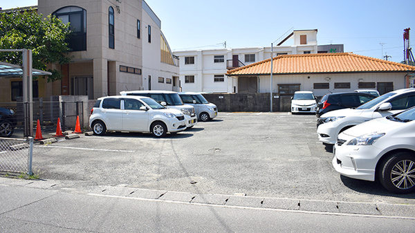 いくも薬局戎町店の駐車場