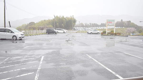 下松共同薬局の駐車場