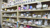 今津一丁目薬局の薬棚