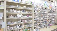 第一薬局労災病院前店の薬棚
