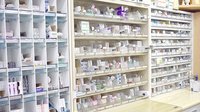 第一薬局住吉店の薬棚