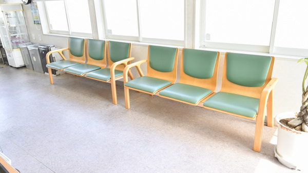 きらら薬局の待合スペース