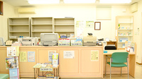 トマト調剤薬局 八万店の受付/カウンター