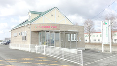 トマト調剤薬局 大津店の外観