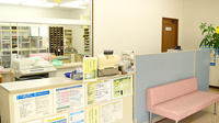 トマト調剤薬局 見能林店の受付/カウンター