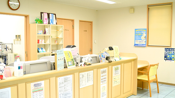 トマト調剤薬局 高専前店の受付/カウンター