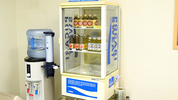 トマト調剤薬局 高専前店の飲食物