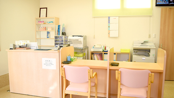 トマト調剤薬局 才見店の受付/カウンター