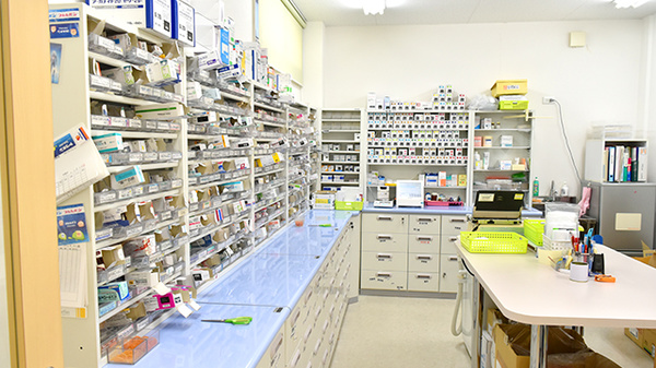 トマト調剤薬局 穴吹店の調剤室