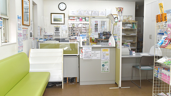 かもじま調剤薬局上下島店の受付/カウンター