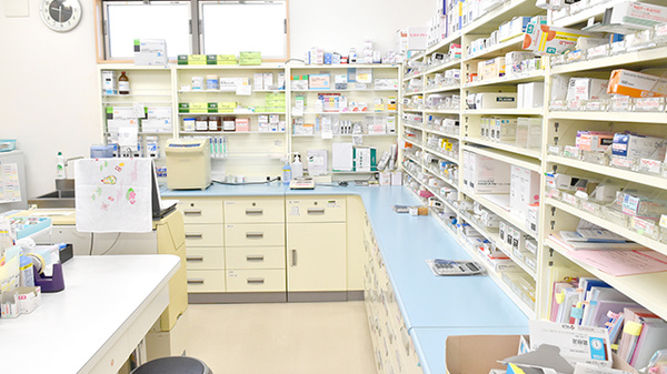 トマト調剤薬局 知恵島店の調剤室